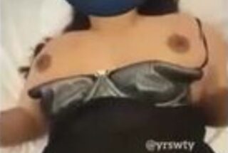 Ajak Check in Wanita Semok Kobel Memeknya Ngewe @YRSWTY