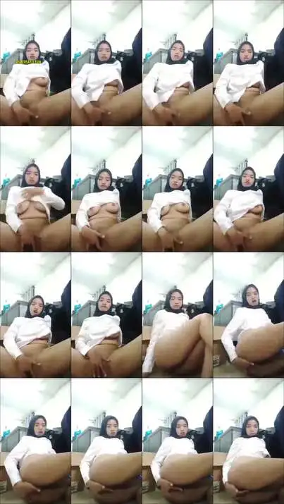 boss di kantor libur jilbab ga dapat ja...