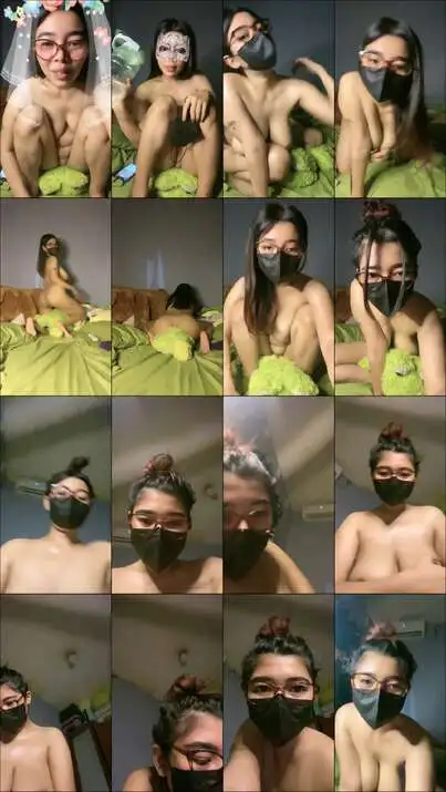 Bunda Tobrut Ngangkang Buka Memek