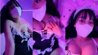 Gadis 18yo Kostum Maid Toge Joget