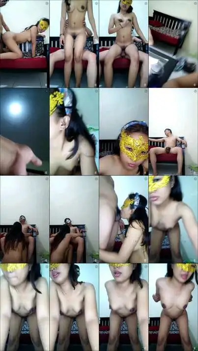 Hajar Elvie Gaya Nungging Di Kursi Ruan...
