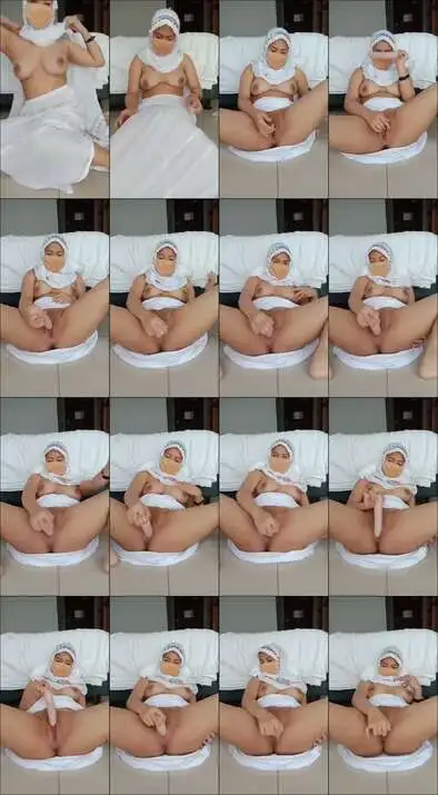 Lepas mukena colmek hijab putih AVTub...