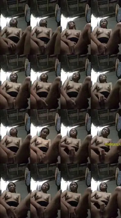 Mandi sambil colmek (new)