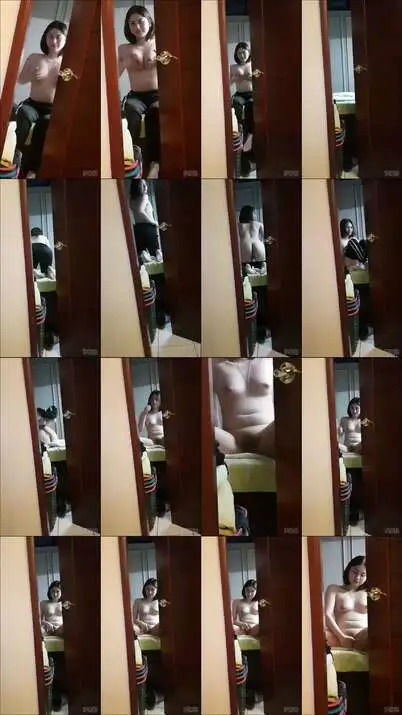 Ngintip Kakak cantik ganti baju dikamar...