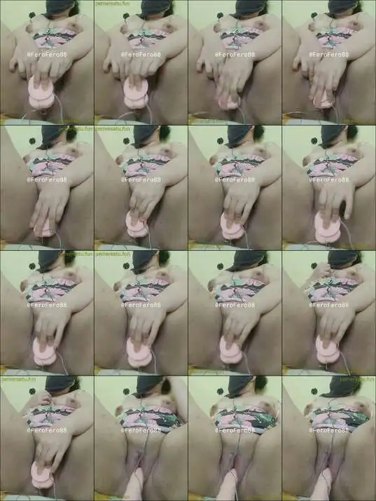 tante ferro colok memek (9)