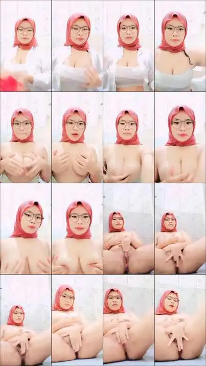 Ukhty Montok Colmek di Kamar Mandi