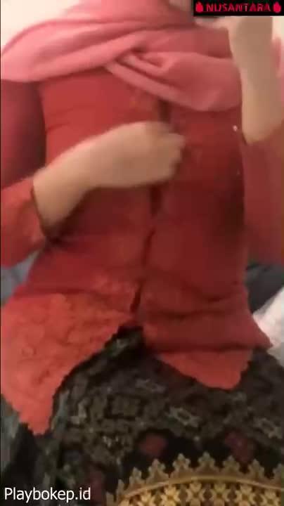 Video Jilbab Pink Colmek